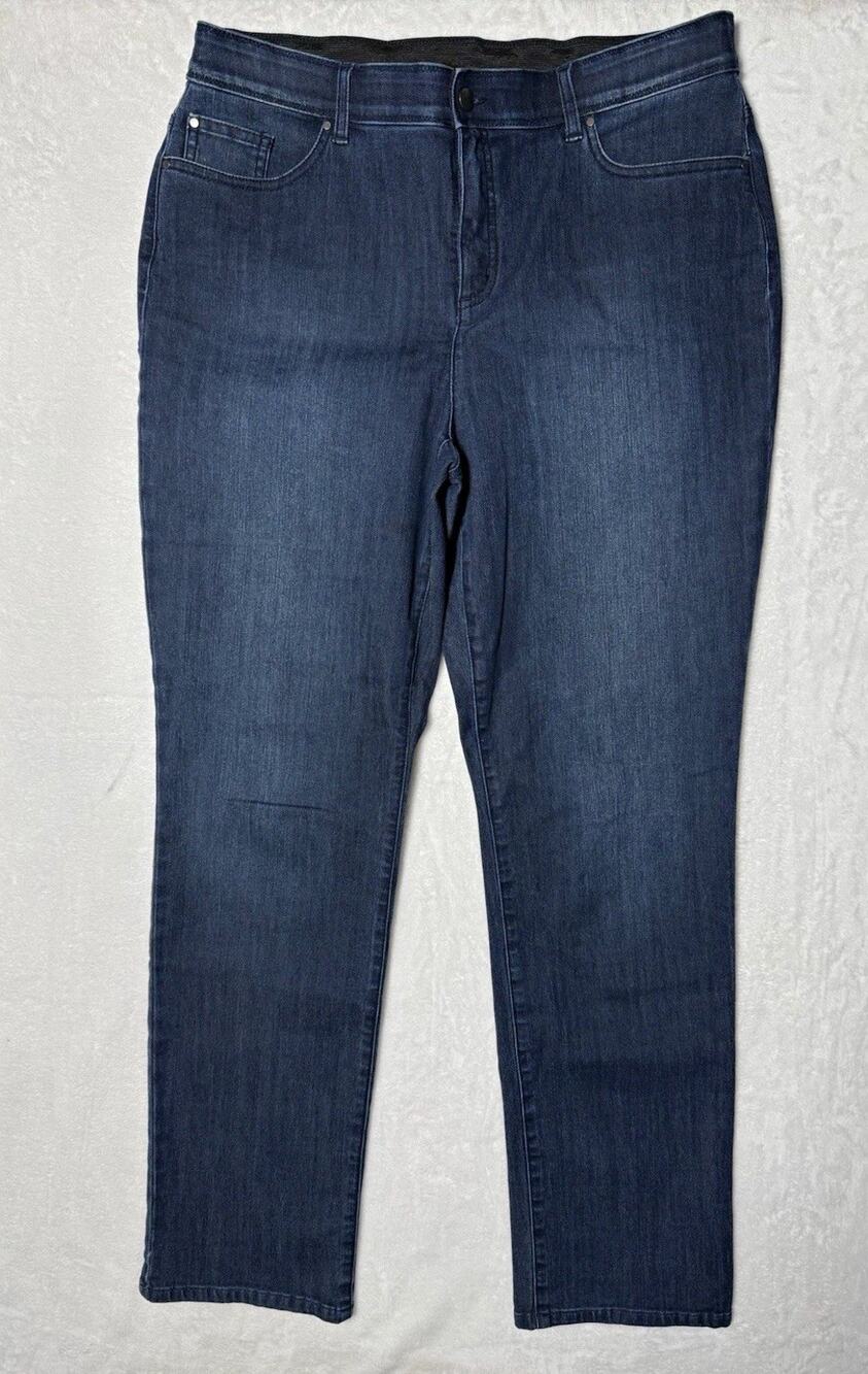 Chico's Women Regular Size 2 Dark Wash High Rise Slim Stretch Straight Jeans